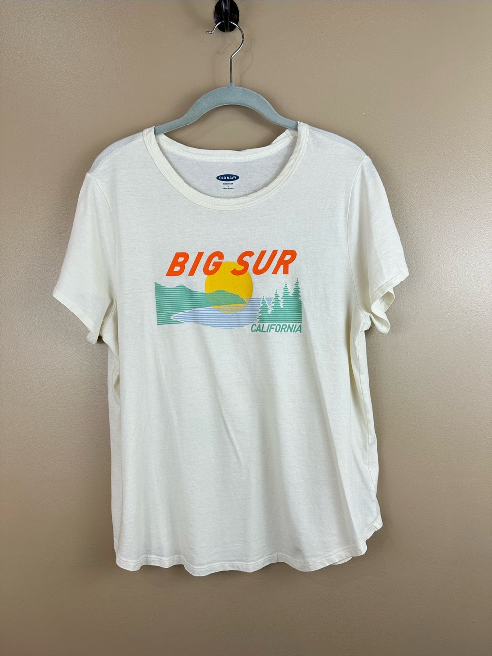 Old Navy Big Sur California Graphic T-Shirt Off-White Cotton Tee Womens L Casual